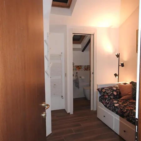 A Casa Di Ross Apartment Milan Exterior photo